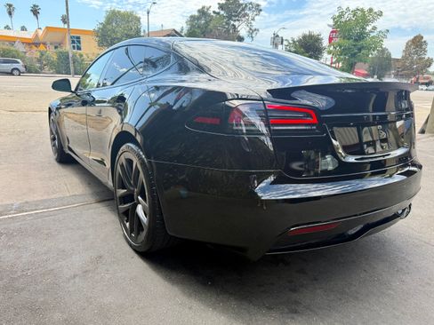 Used 2024 Tesla Model S Plaid AWD/4WD image 2