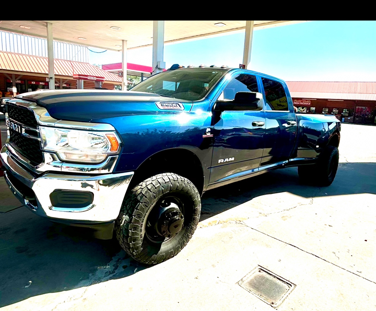 Used 2020 RAM 3500 Tradesman AWD/4WD image 1