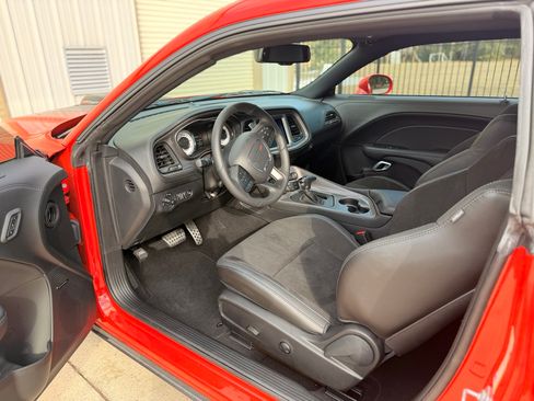 Used 2023 Dodge Challenger R/T Scat Pack w/ Plus Package image 10