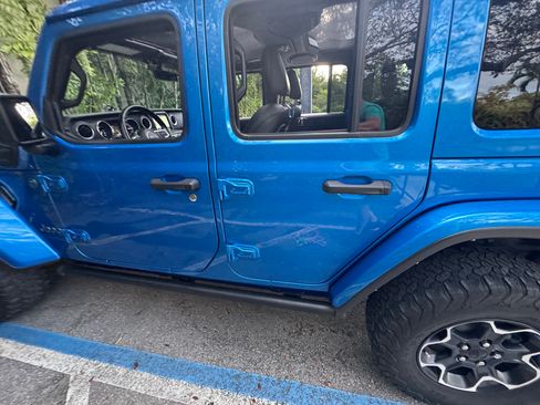 Used 2022 Jeep Wrangler Unlimited Rubicon 4xe image 9