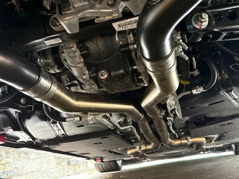 Used 2020 Chevrolet Camaro ZL1 image 19