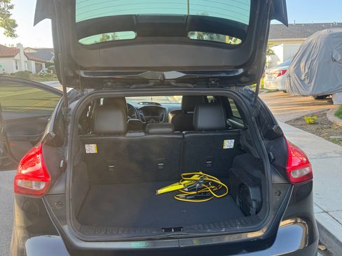 Used 2016 Ford Focus ST w/ Equipment Group 402A FWD image 13