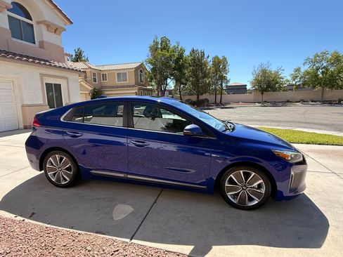 Used 2019 Hyundai Ioniq Limited w/ Ultimate Package 02 FWD image 8