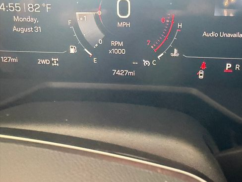 Used 2026 GMC Acadia AT4 w/ Luxury Package AWD/4WD image 13