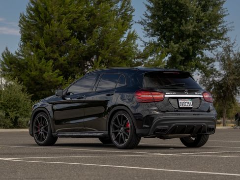 Used 2018 Mercedes-Benz GLA 45 AMG 4MATIC image 4