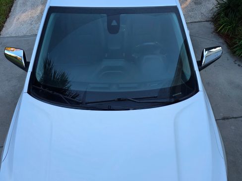 Used 2020 Chevrolet Equinox Premier image 10