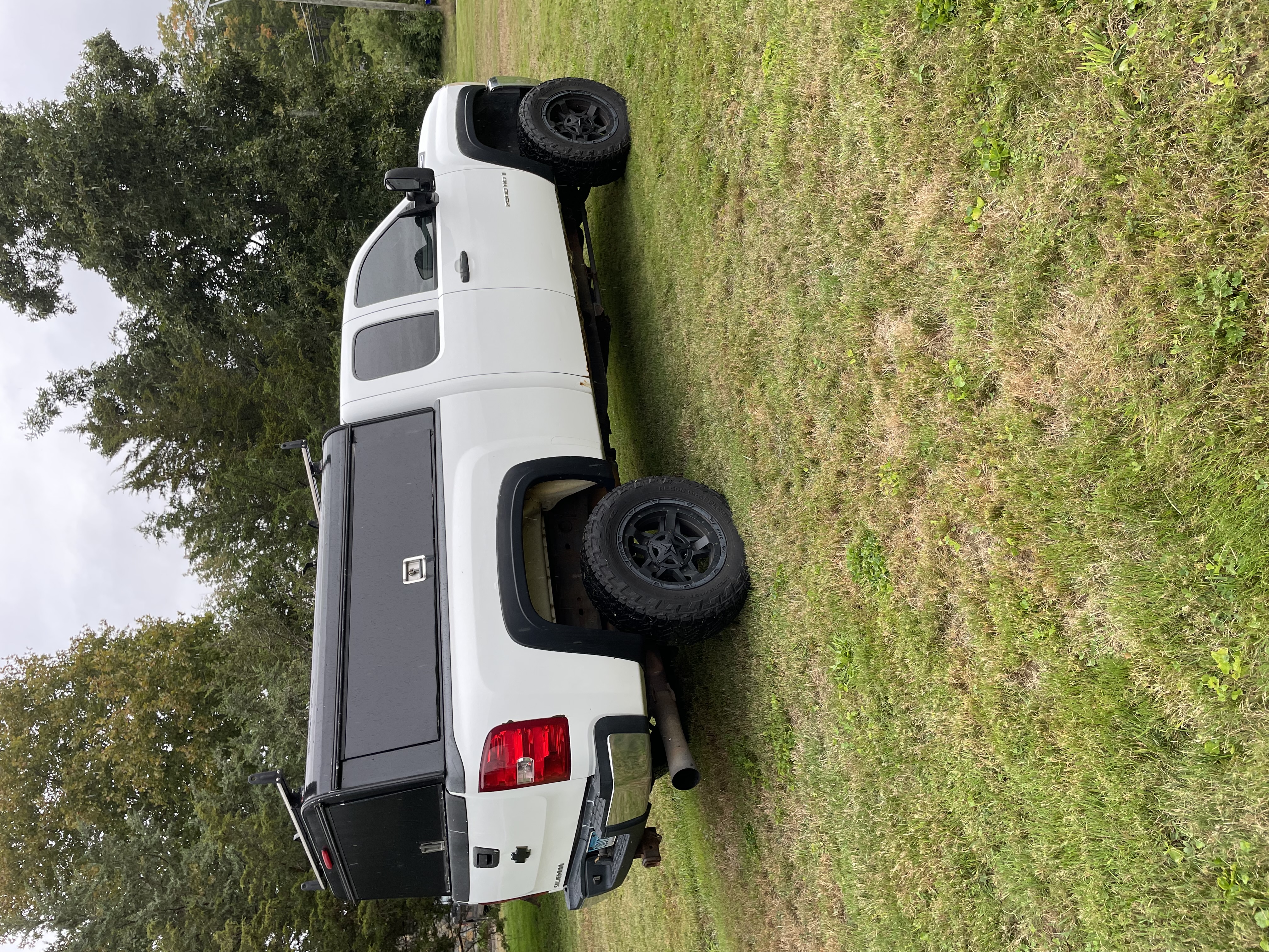 Used 2007 Chevrolet Silverado 2500 W/T w/ LS Package AWD/4WD image 5