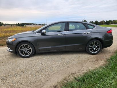 Used 2017 Ford Fusion SE w/ Equipment Group 201A