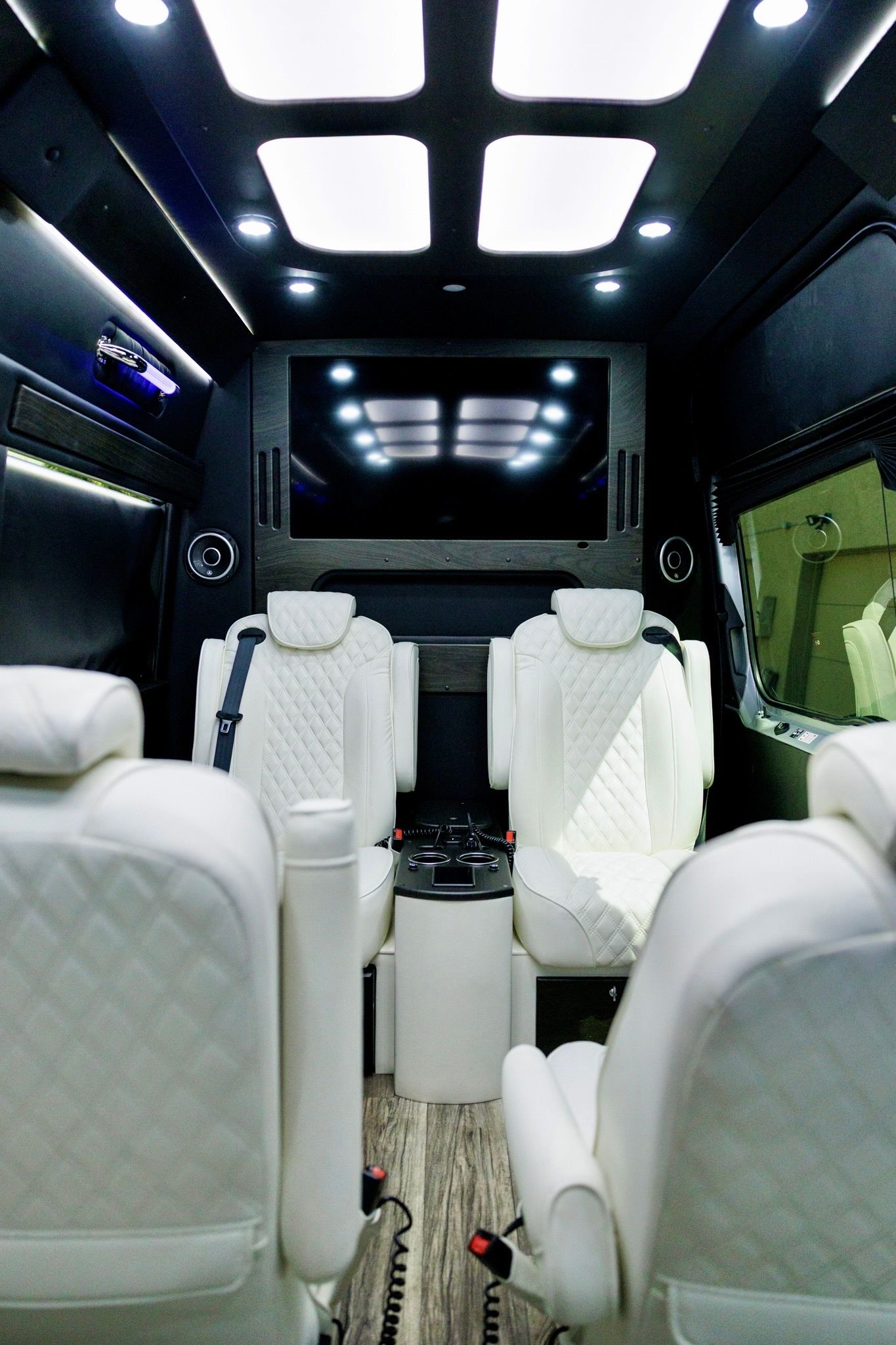 Used 2022 Mercedes-Benz Sprinter 3500 image 21
