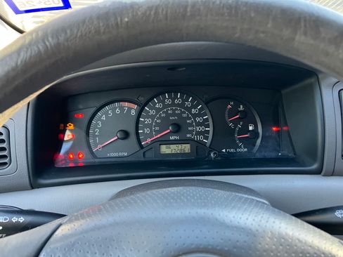 Used 2006 Toyota Corolla CE image 8