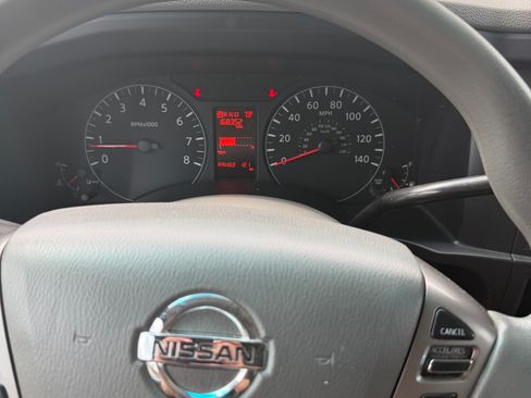 Used 2013 Nissan NV 2500 SV w/ Technology Pkg RWD image 5
