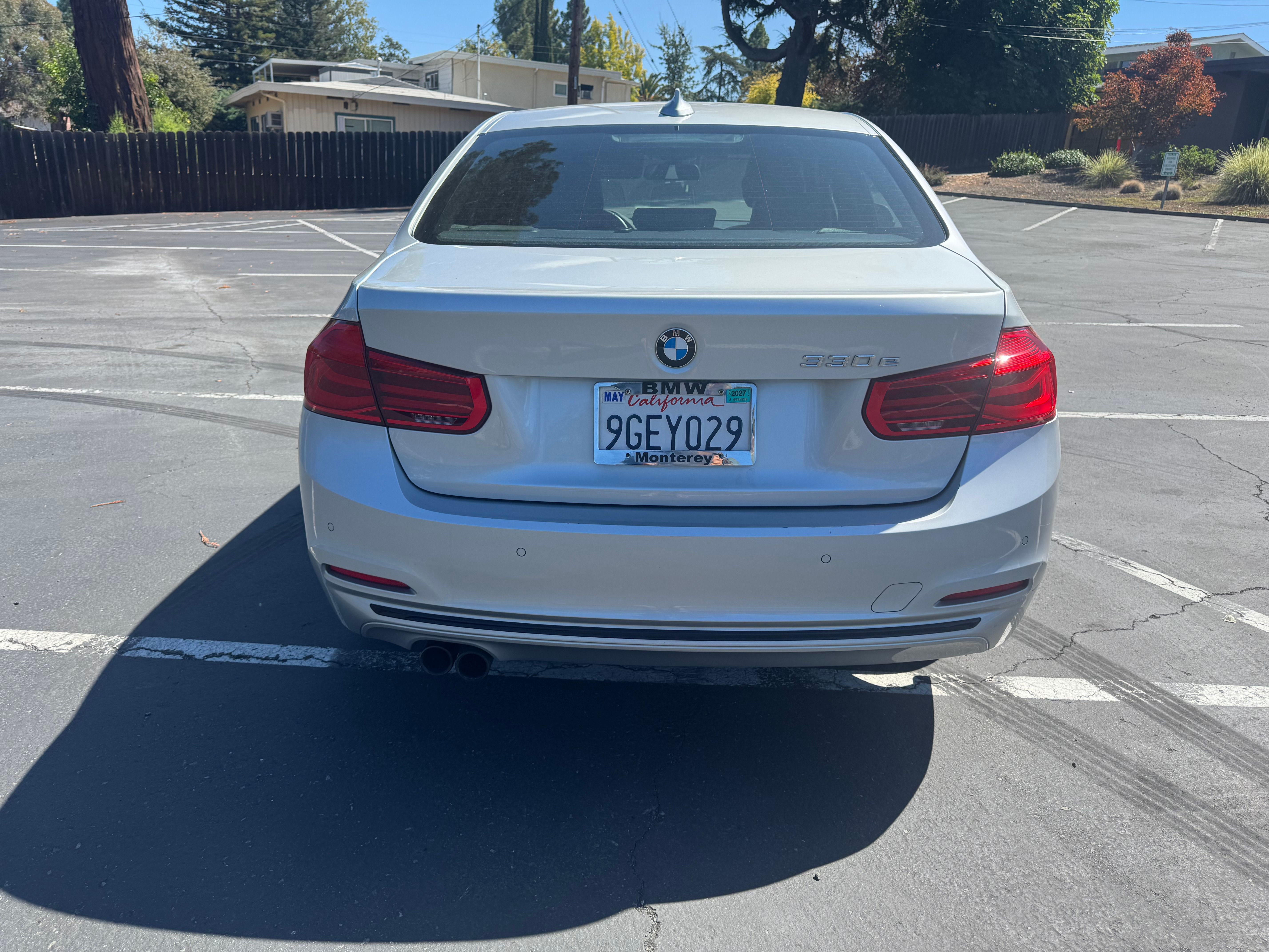 Used 2017 BMW 330e RWD image 13