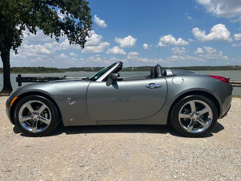 Used 2007 Pontiac Solstice GXP w/ Premium Package image 11