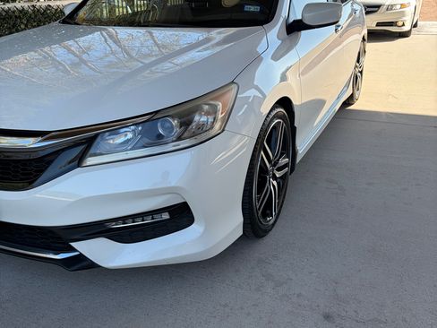 Used 2016 Honda Accord Sport image 17