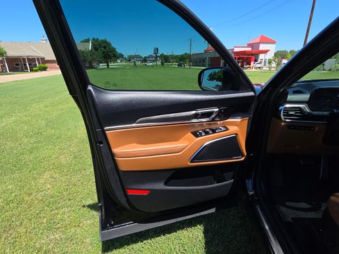 Used 2025 Kia Telluride SX Prestige X-Line image 10