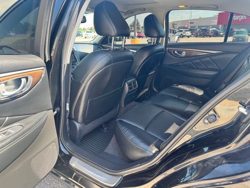 Used 2014 INFINITI Q50 Hybrid AWD w/ Deluxe Technology Package image 14