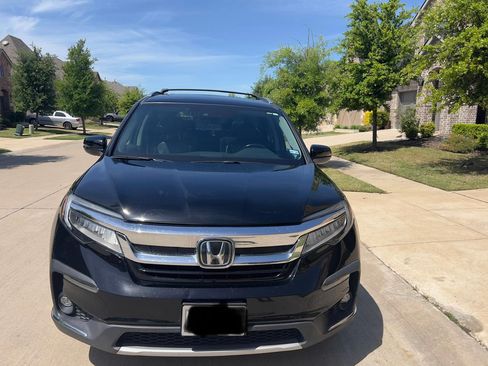 Used 2019 Honda Pilot Elite image 1
