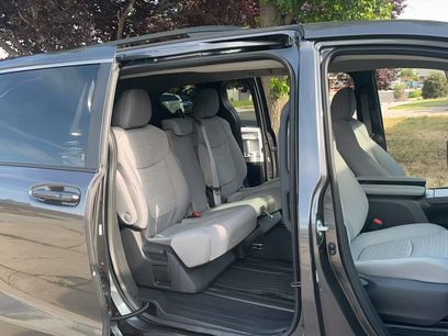 Used 2025 Toyota Sienna LE