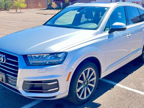 Used 2019 Audi Q7 2.0T Premium Plus w/ Premium Plus Package AWD/4WD image 1