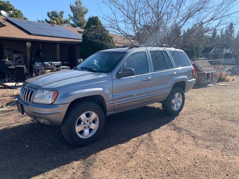 Used 2001 Jeep Grand Cherokee Limited AWD/4WD image 5