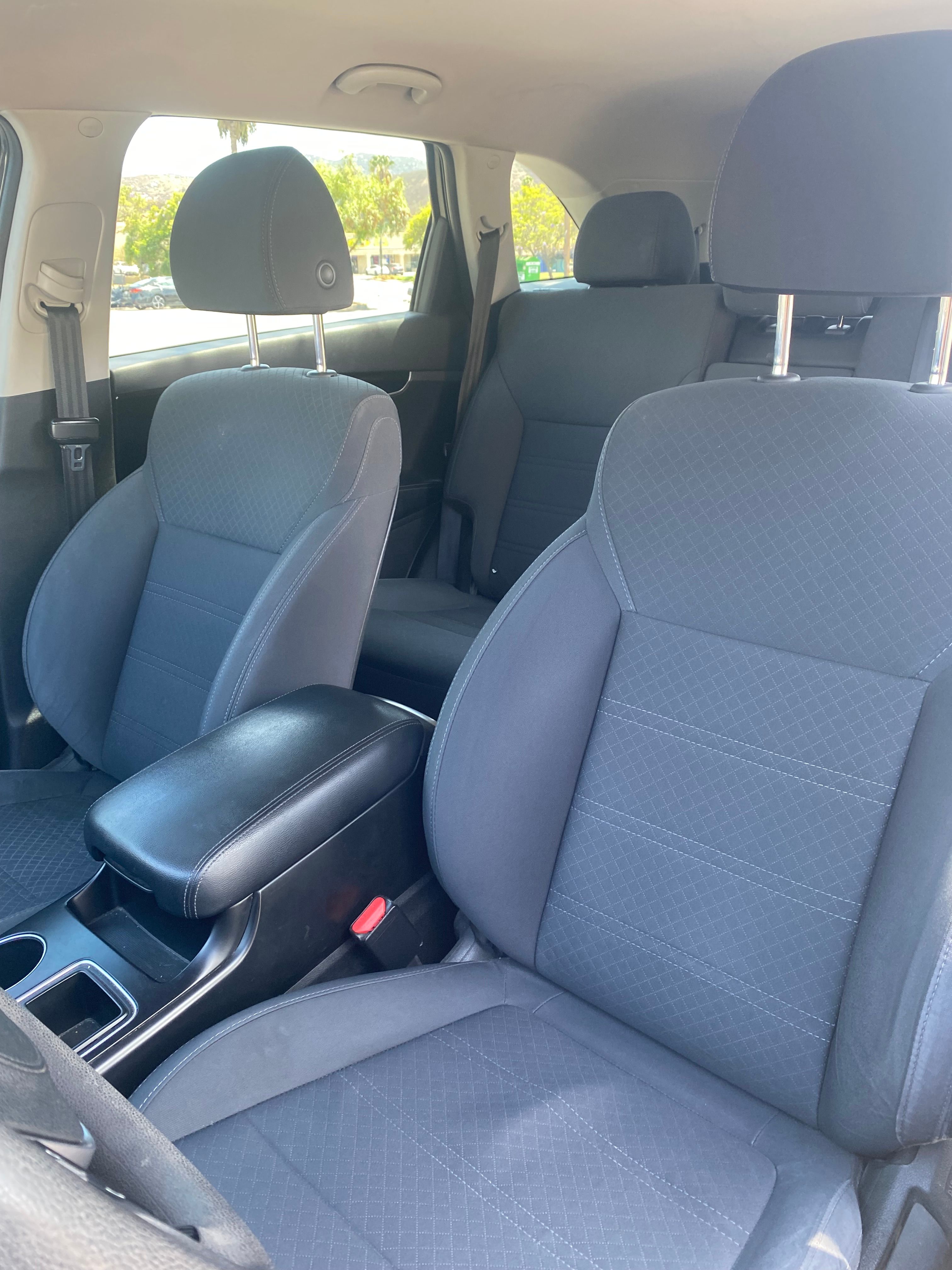Used 2019 Kia Sorento FWD image 14