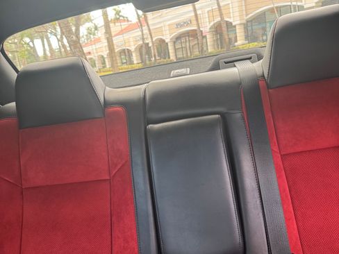 Used 2019 Dodge Challenger R/T Scat Pack w/ Shaker Package image 5