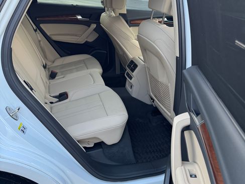 Used 2023 Audi Q5 2.0T Premium Plus image 11