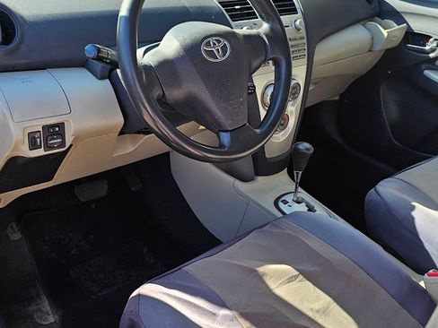 Used 2008 Toyota Yaris Sedan image 16