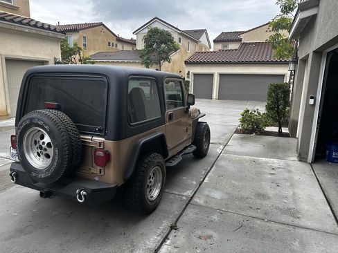 Used 1999 Jeep Wrangler Sahara AWD/4WD image 10