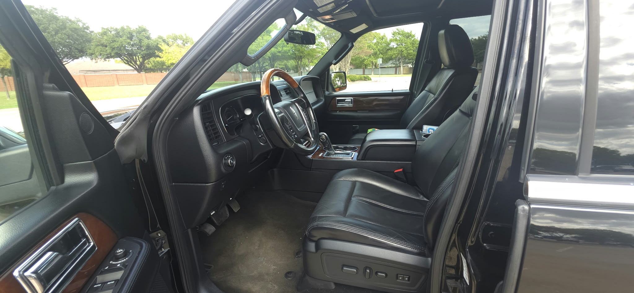 Used 2016 Lincoln Navigator L Select AWD/4WD image 20