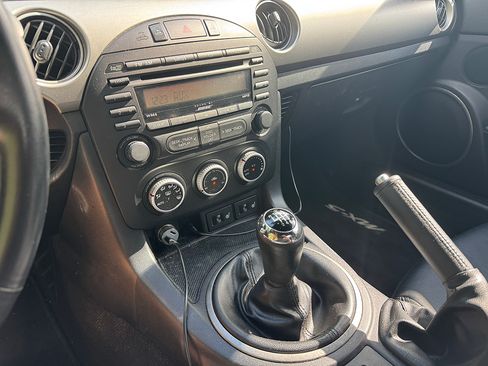 Used 2012 MAZDA MX-5 Miata Grand Touring image 11