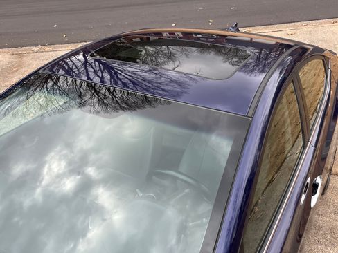 Used 2014 Hyundai Elantra Limited w/ Option Group 03 image 4