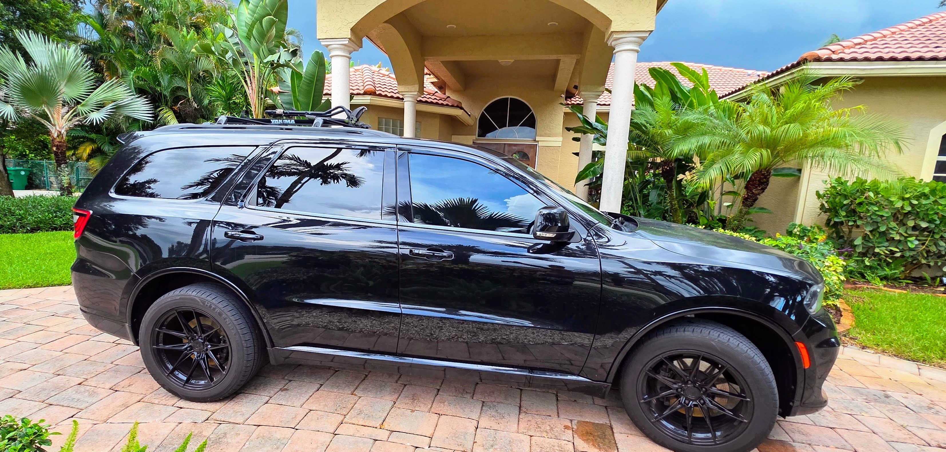 Used 2021 Dodge Durango GT RWD image 1