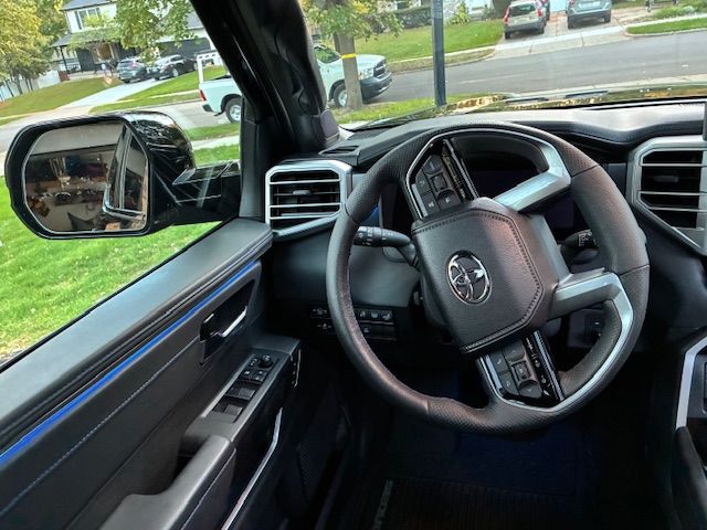 Used 2023 Toyota Sequoia Platinum AWD/4WD image 15