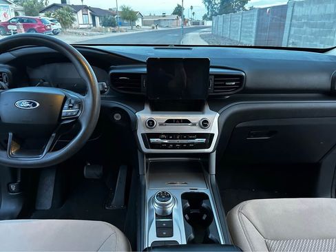Used 2020 Ford Explorer 2WD image 10