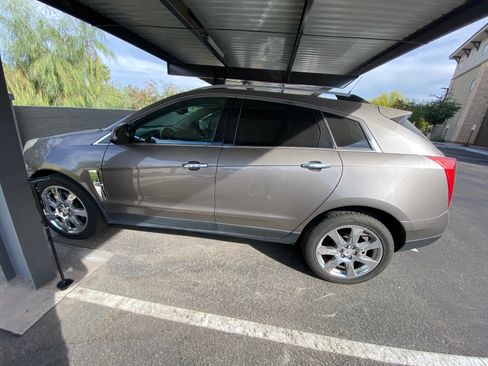 Used 2012 Cadillac SRX Premium FWD image 4