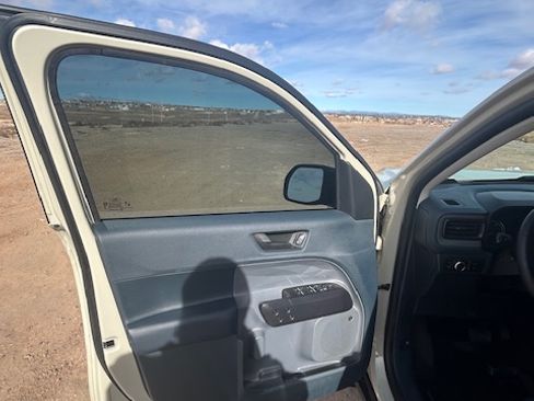 Used 2024 Ford Maverick Lariat w/ Black Appearance Package image 14