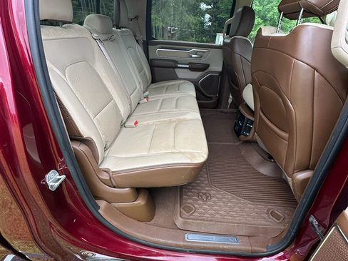 Used 2019 RAM 1500 Laramie w/ Trailer Tow Group AWD/4WD image 18