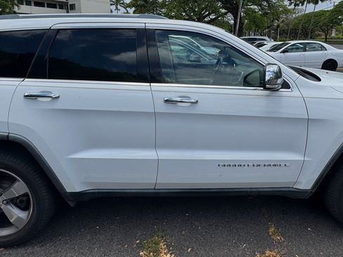 Used 2014 Jeep Grand Cherokee Limited w/ Luxury Group II RWD image 9