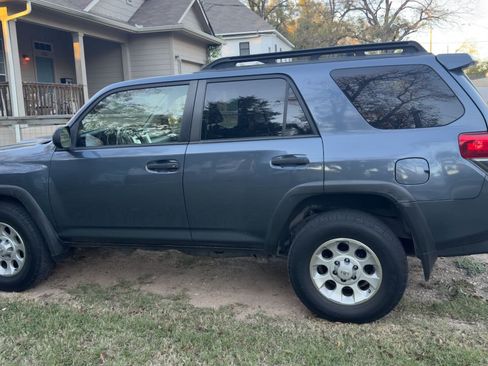 Used 2013 Toyota 4Runner Trail image 20