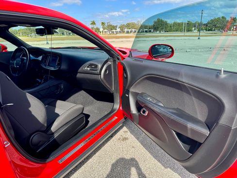 Used 2020 Dodge Challenger SXT w/ Blacktop Package image 24