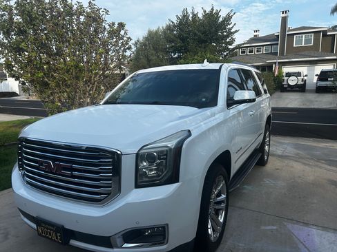 Used 2018 GMC Yukon SLT w/ Premium Edition RWD image 1