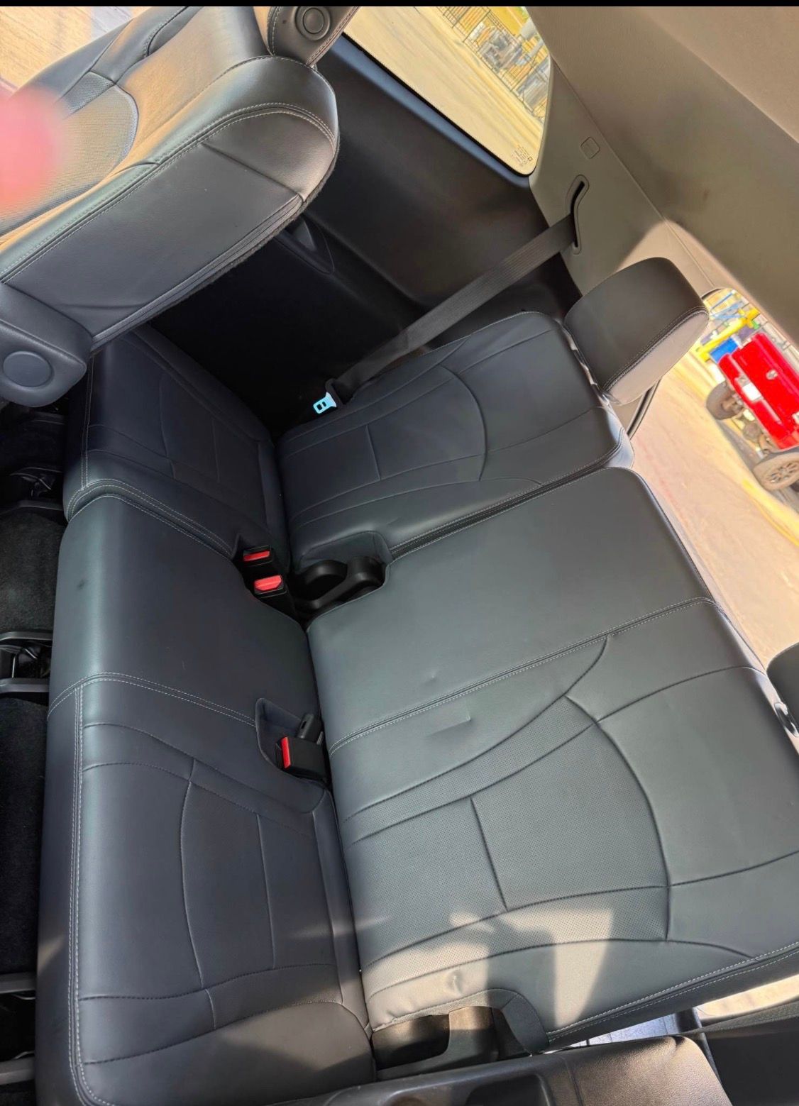 Used 2018 Buick Enclave Premium w/ Experience Buick Package FWD image 11