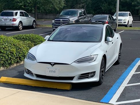 Used 2019 Tesla Model S Long Range image 2