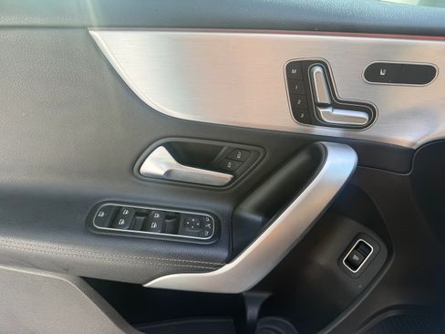 Used 2019 Mercedes-Benz A 220 4MATIC image 10