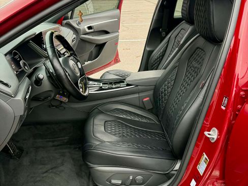 Used 2023 Hyundai Sonata SEL Plus image 16