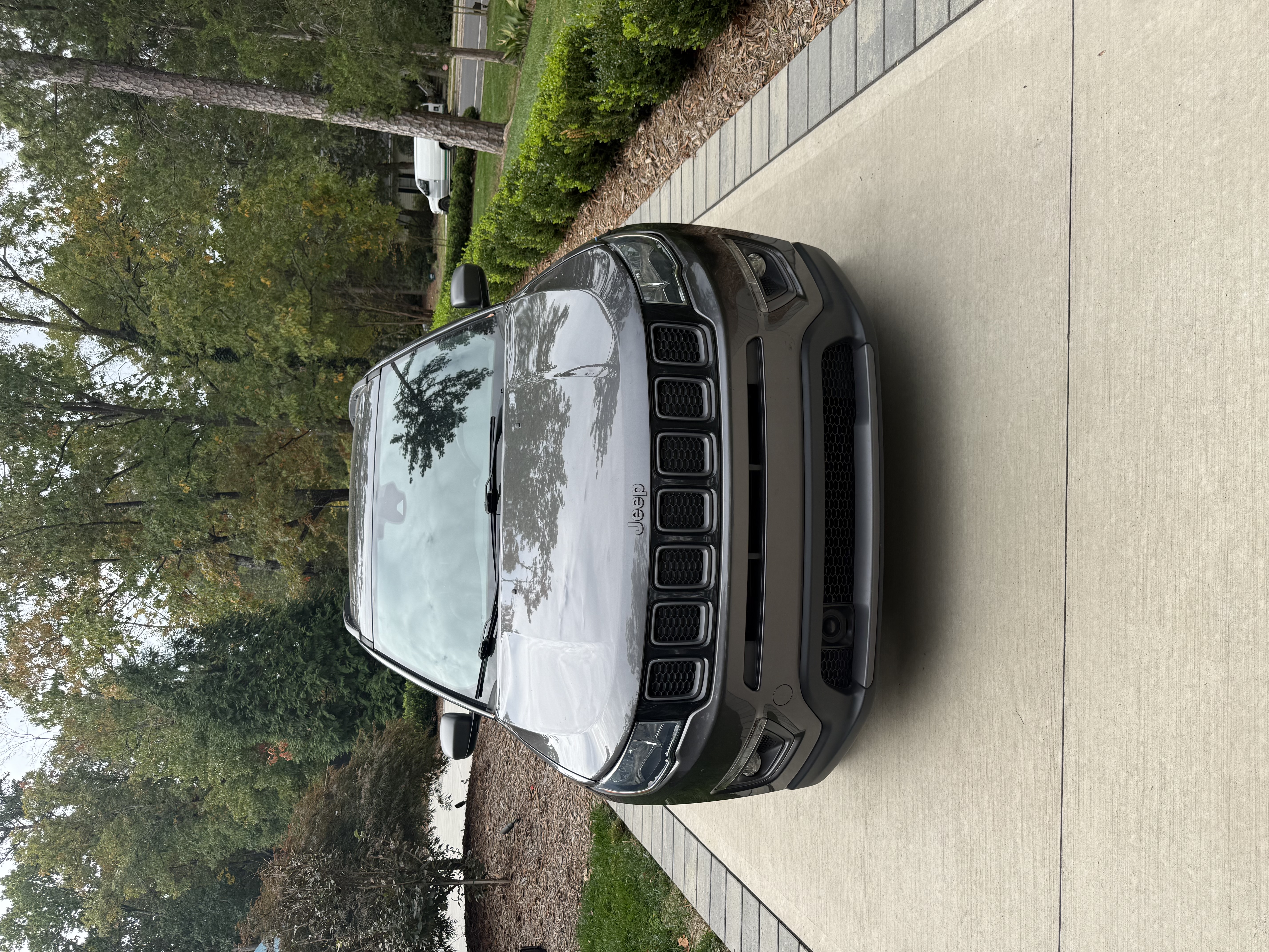 Used 2021 Jeep Compass Latitude w/ Sun and Sound Group FWD image 4