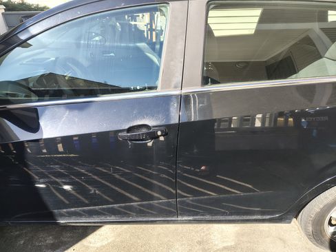 Used 2016 Chevrolet Sonic LT image 17