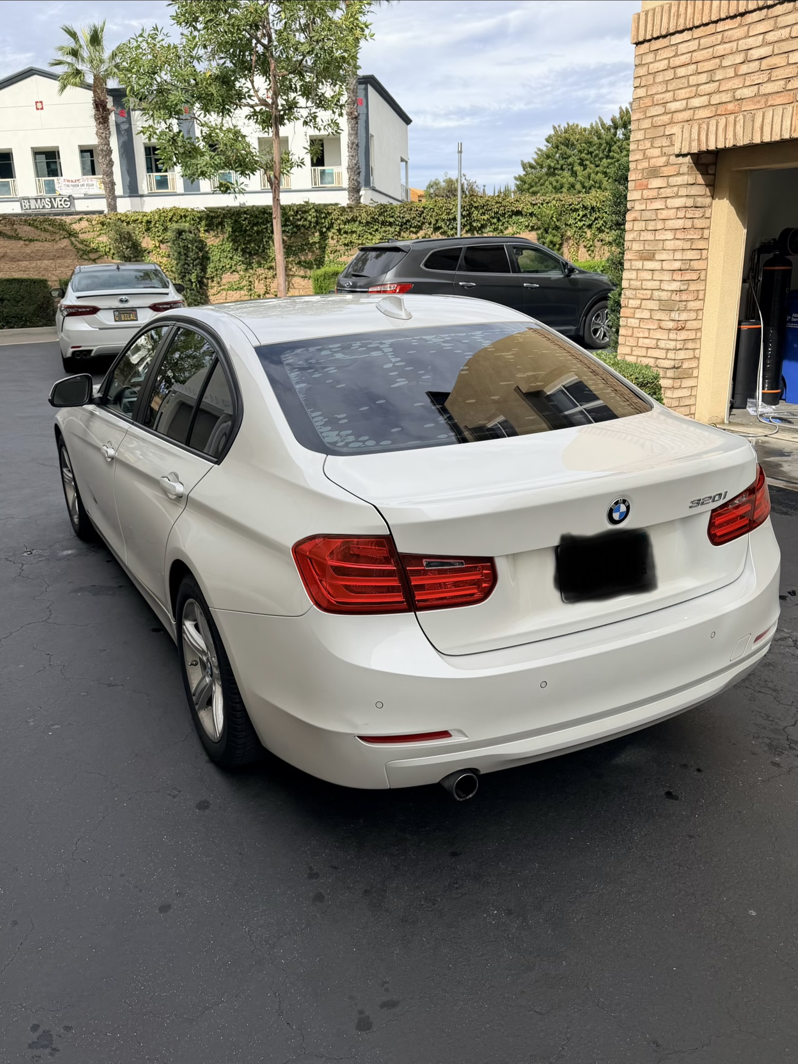 Used 2015 BMW 320i Sedan RWD image 5