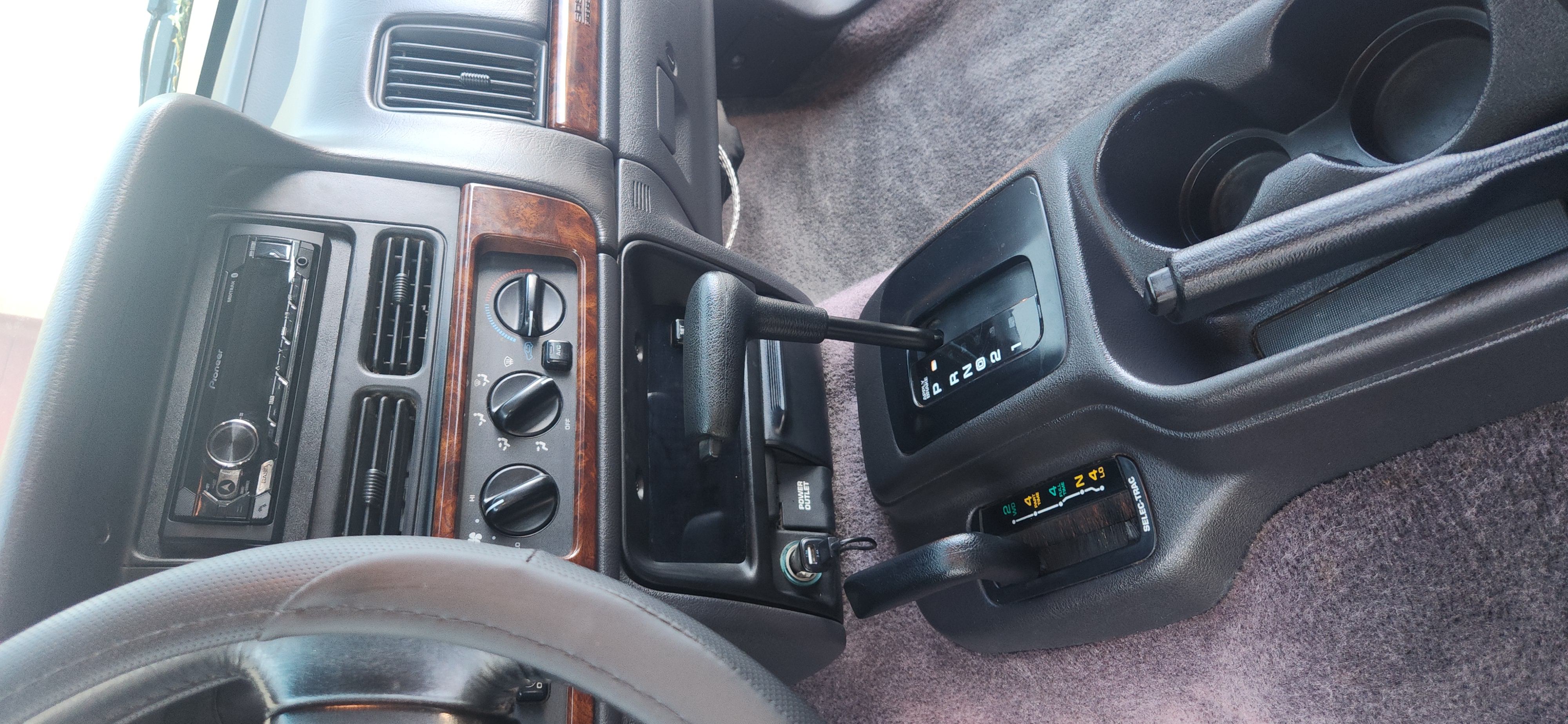 Used 1996 Jeep Grand Cherokee Laredo AWD/4WD image 13